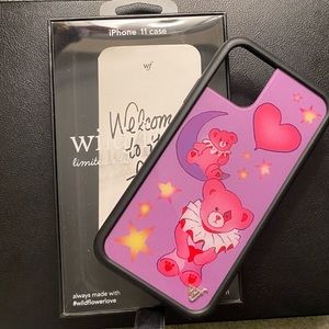 Circus Bears Wildflower iPhone 11 case 🧸💗